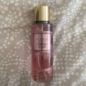 Victoria’s Secret “Cheers Again” Parfume